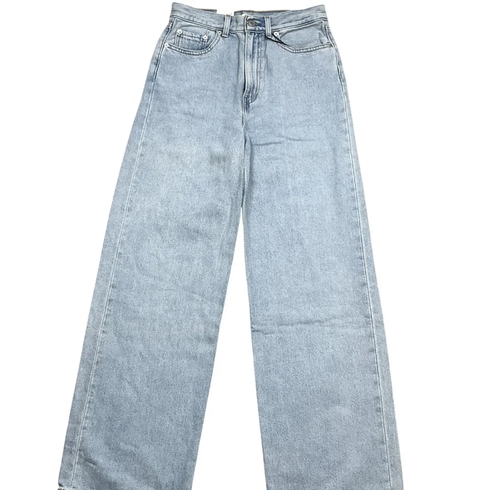 Levi's Jeans Women 27W‎ 31L Blue High Loose Wide Leg Hemp Light Denim Skater NWT